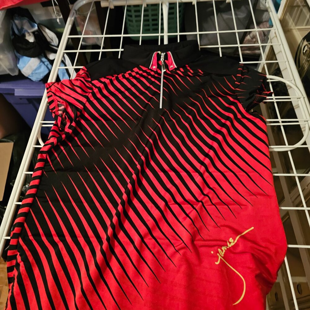 Jamie sadock sports shirt